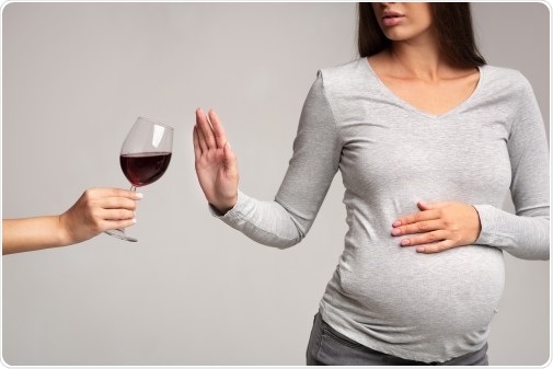 مشکلات روانی کودکان به دلیل مصرف الکل مادر در دوران بارداری