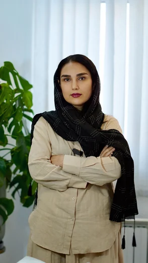 دکتر مریم اکبری